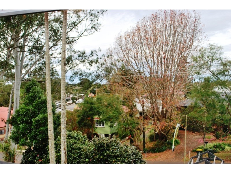 9 Griffith St, North Tamborine QLD 4272