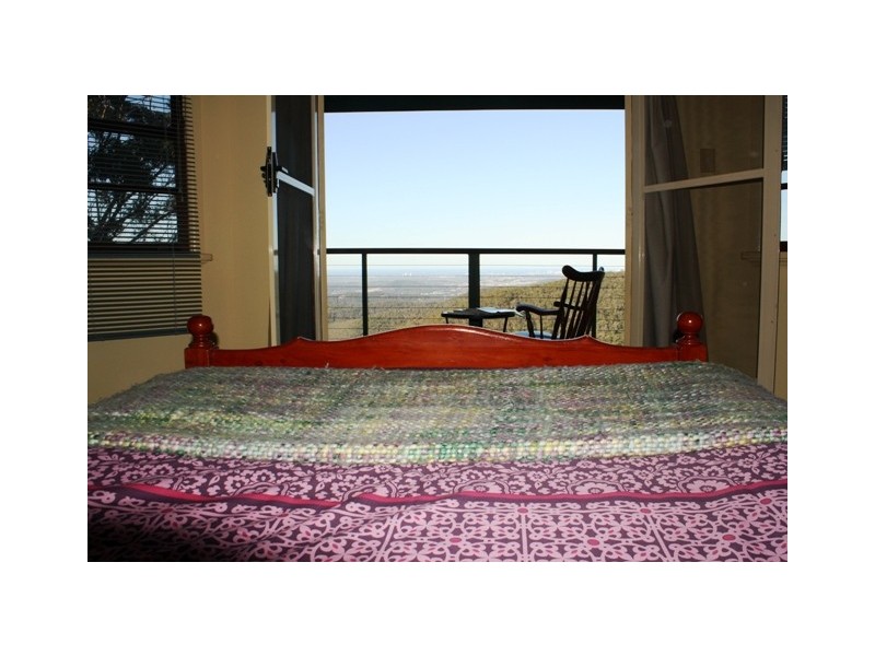 11  Kailas Ct, Tamborine Mountain QLD 4272