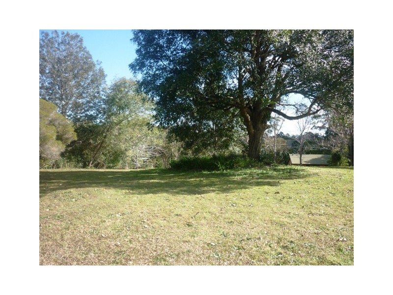 95 Bateke Rd, Tamborine Mountain QLD 4272