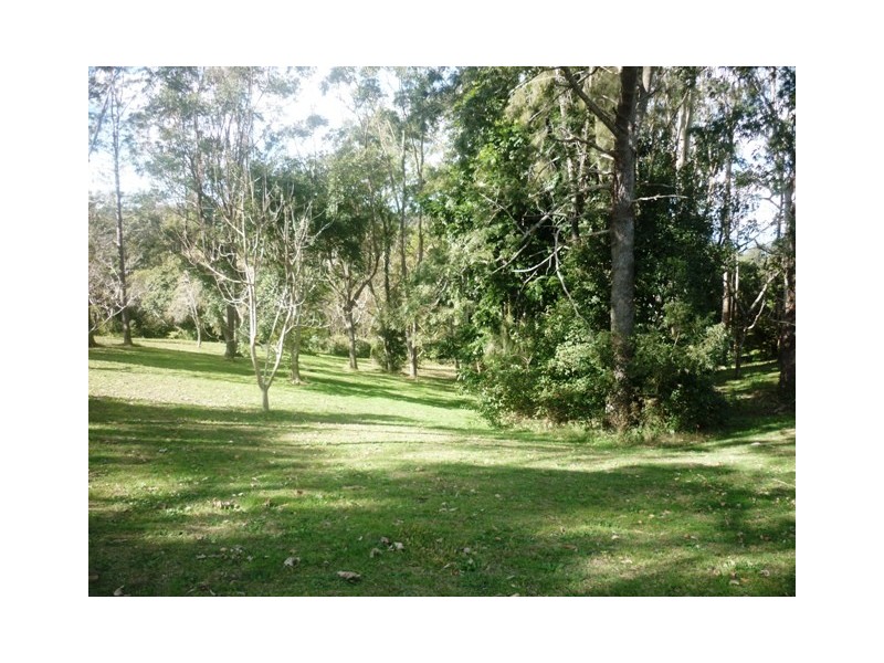 95 Bateke Rd, Tamborine Mountain QLD 4272