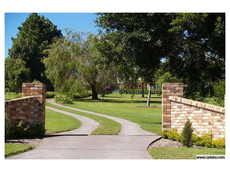 35 Bateke Rd, Tamborine Mountain QLD 4272