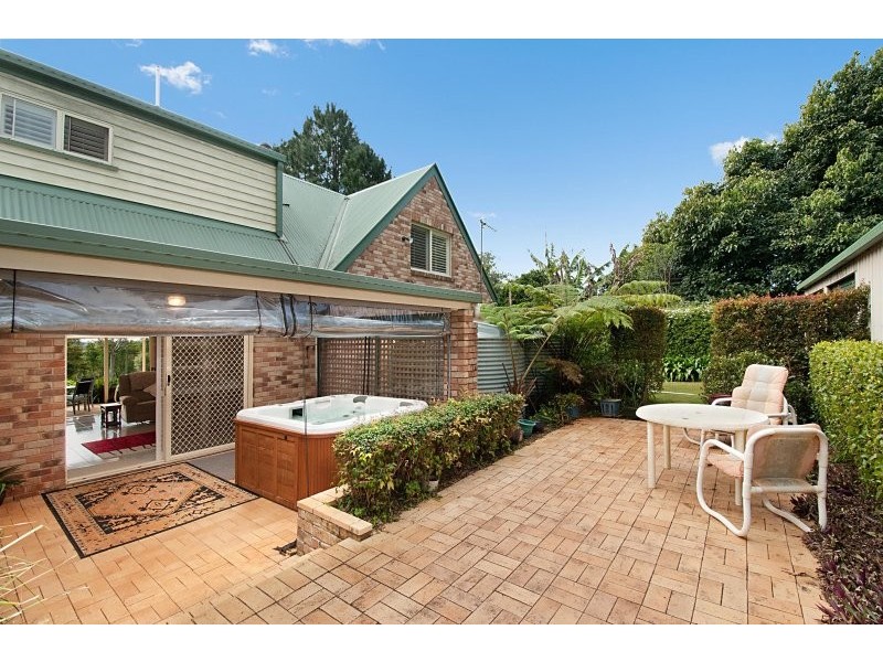 35 Bateke Rd, Tamborine Mountain QLD 4272