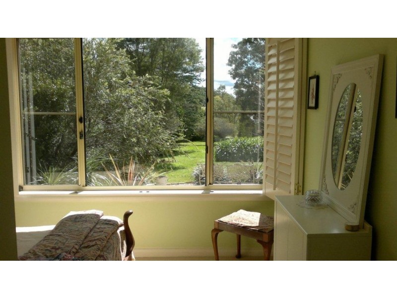 35 Bateke Rd, Tamborine Mountain QLD 4272