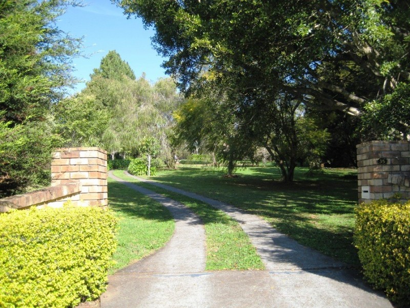 35 Bateke Rd, Tamborine Mountain QLD 4272