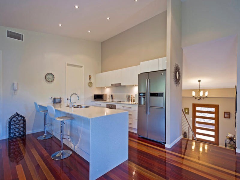 Wongawallan QLD 4210