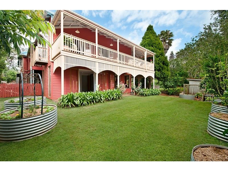 Eagle Heights QLD 4271