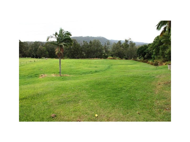 80 Mungindie Court, Mount Nathan QLD 4211