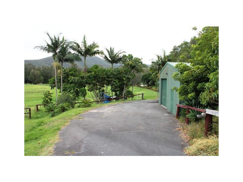 80 Mungindie Court, Mount Nathan QLD 4211