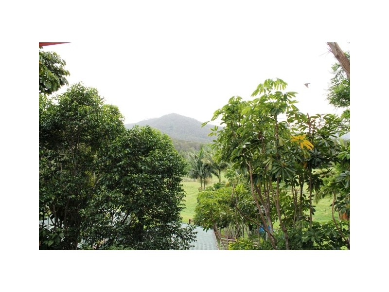 80 Mungindie Court, Mount Nathan QLD 4211