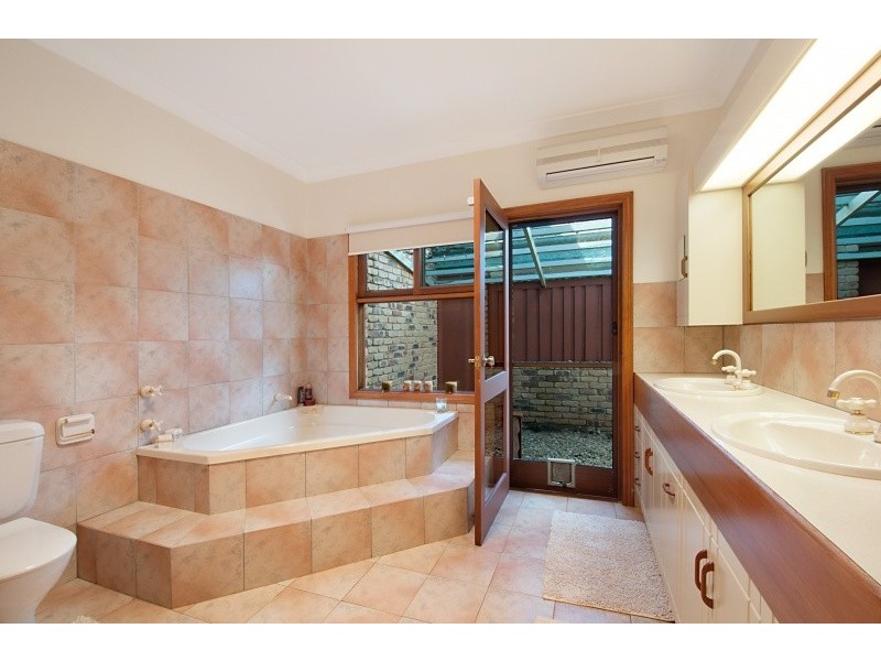 22 to 24 Kidd Street, North Tamborine QLD 4272