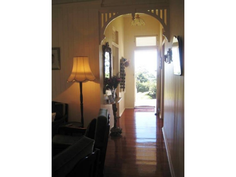 122 Contour Road, Tamborine Mountain QLD 4272