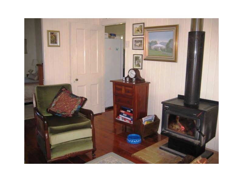 122 Contour Road, Tamborine Mountain QLD 4272