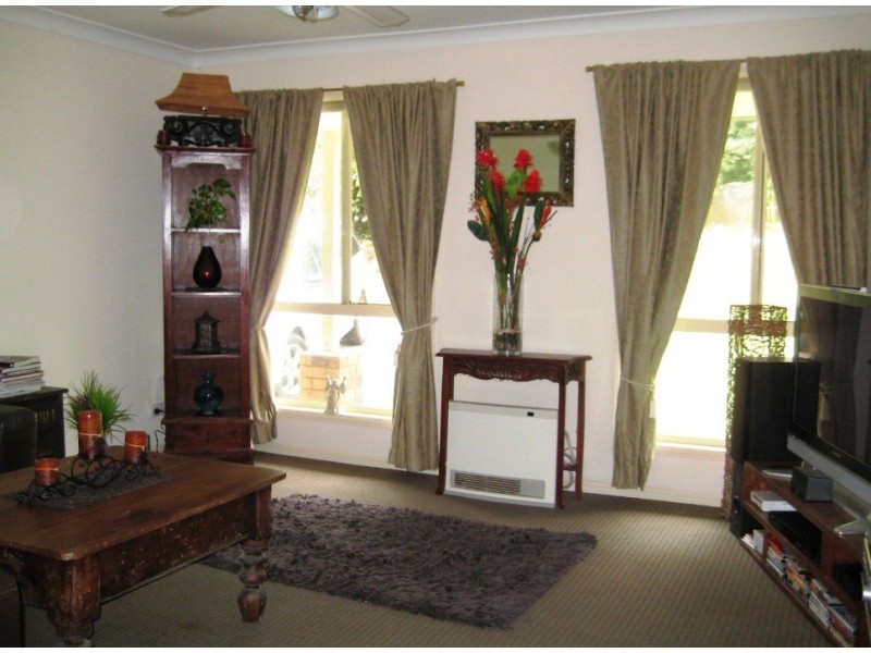 10 Huyber Lane, Tamborine Mountain QLD 4272