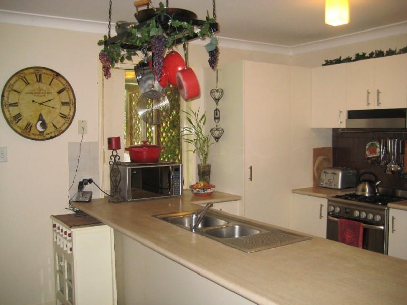 10 Huyber Lane, Tamborine Mountain QLD 4272