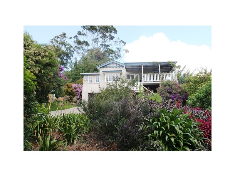 8 Elbert Ct, Eagle Heights QLD 4271