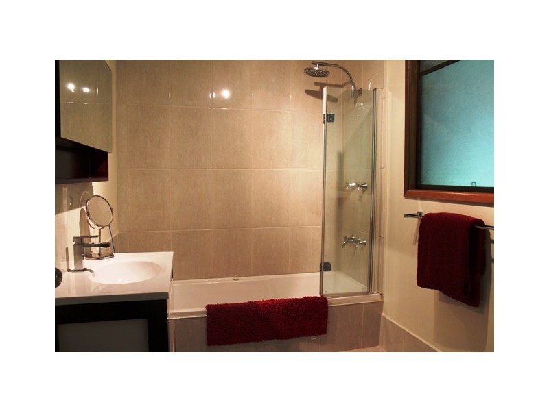 69 Kinabalu Drive, Eagle Heights QLD 4271