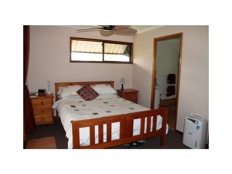 69 Kinabalu Drive, Eagle Heights QLD 4271