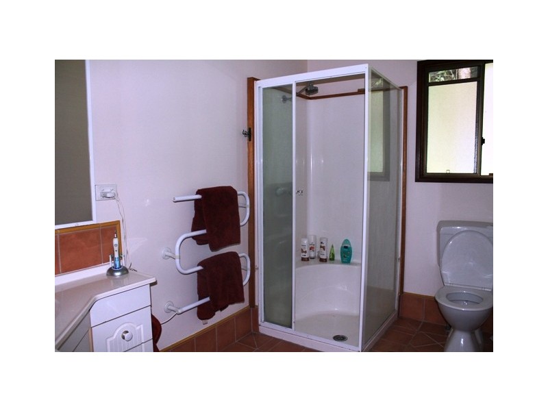 69 Kinabalu Drive, Eagle Heights QLD 4271