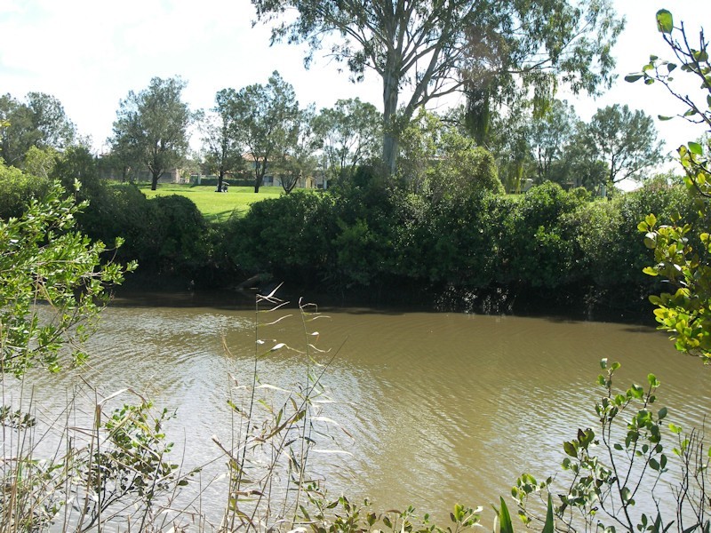 Yatala QLD 4207