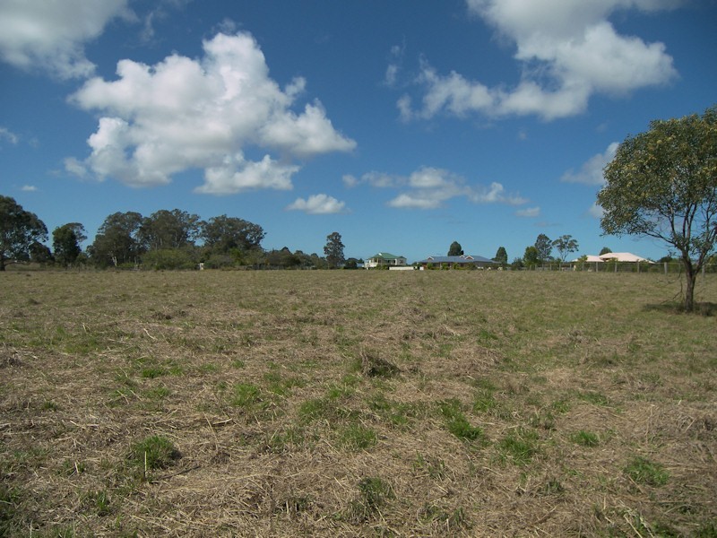 Yatala QLD 4207