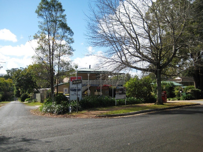 27 Southport Ave, Eagle Heights QLD 4271