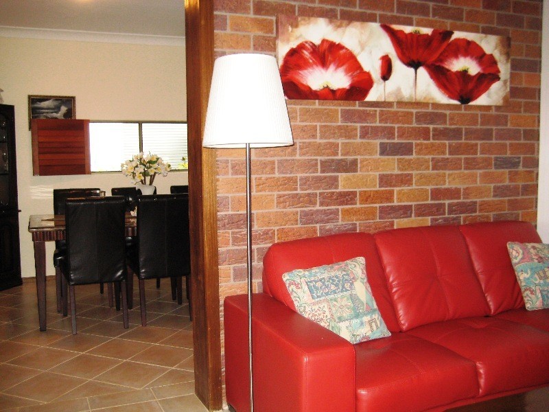 59 Benowa St, Tamborine Mountain QLD 4272