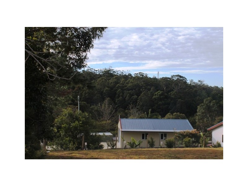 64 Magnetic Dr, Eagle Heights QLD 4271