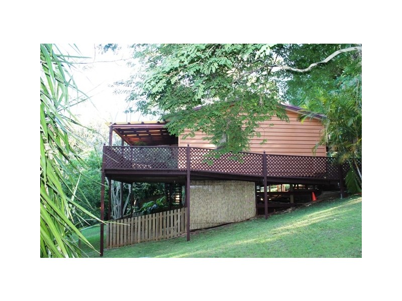 Eagle Heights QLD 4271