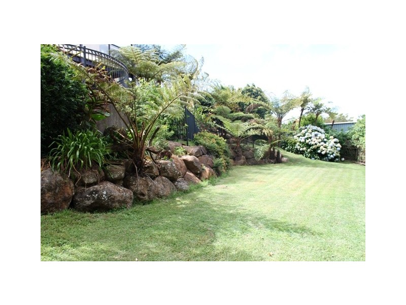 28 Paradise Drive, Eagle Heights QLD 4271