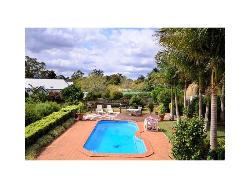 26-28 SIERRA DVE, North Tamborine QLD 4272