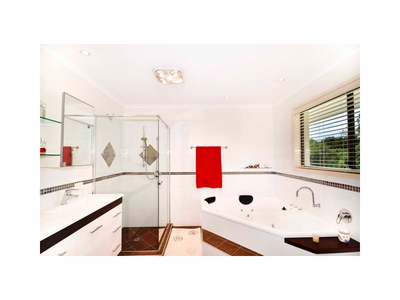 26-28 SIERRA DVE, North Tamborine QLD 4272