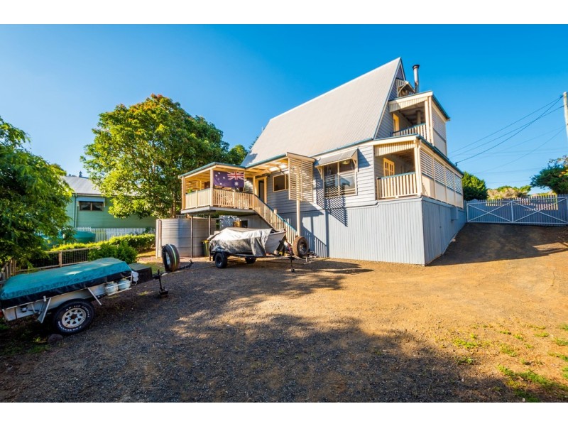 39 PARADISE DVE, Tamborine Mountain QLD 4272