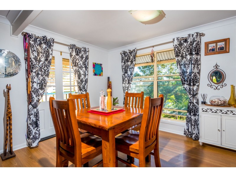 39 PARADISE DVE, Tamborine Mountain QLD 4272