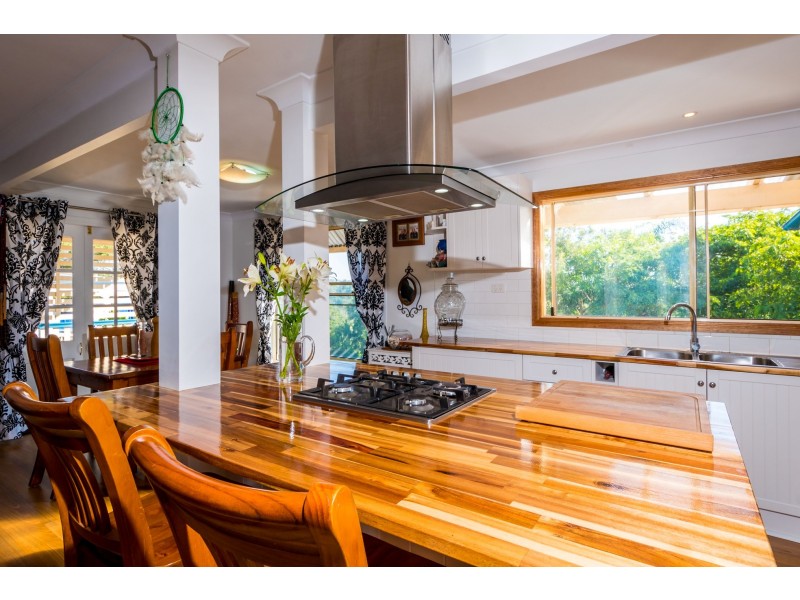 39 PARADISE DVE, Tamborine Mountain QLD 4272