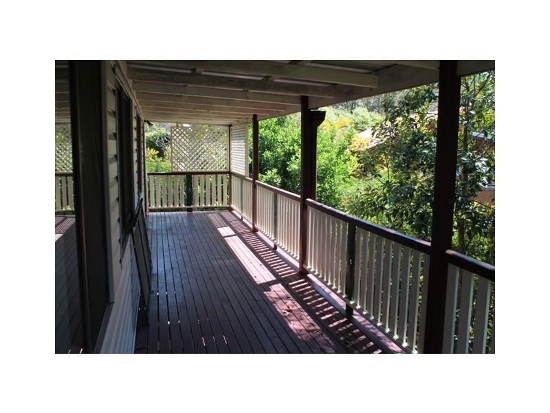 7 JURA CRT, Eagle Heights QLD 4271