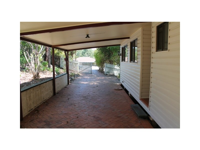 7 JURA CRT, Eagle Heights QLD 4271