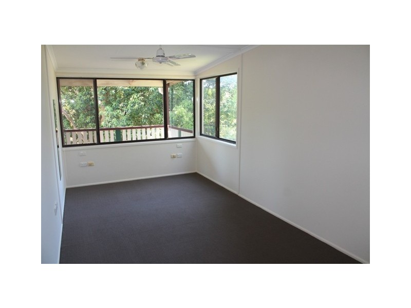 7 JURA CRT, Eagle Heights QLD 4271