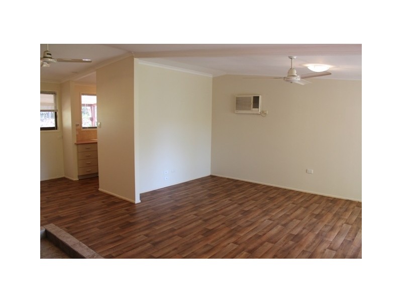 7 JURA CRT, Eagle Heights QLD 4271