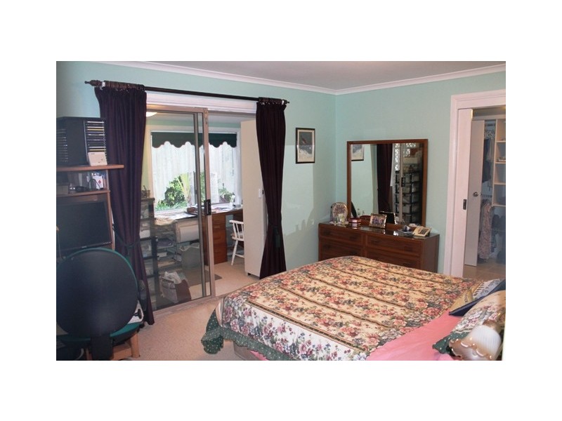 Eagle Heights QLD 4271