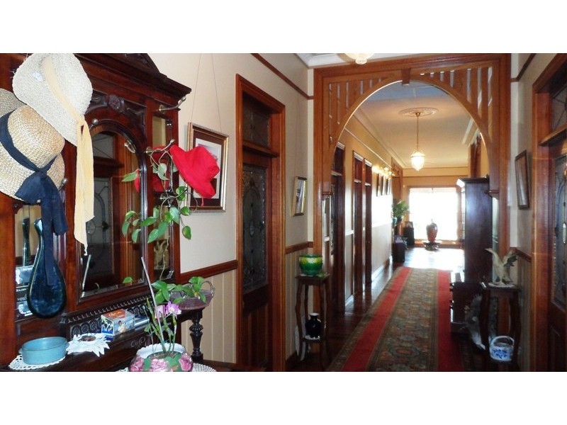 MacDonnell Rd Eagle Heights, Tamborine Mountain QLD 4272