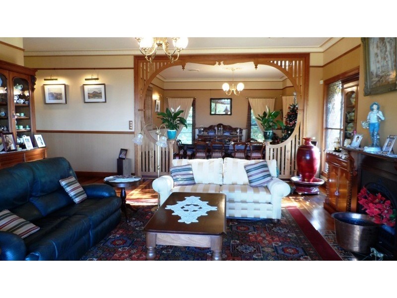 MacDonnell Rd Eagle Heights, Tamborine Mountain QLD 4272