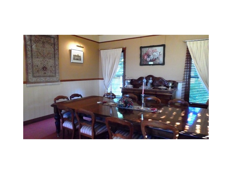 MacDonnell Rd Eagle Heights, Tamborine Mountain QLD 4272