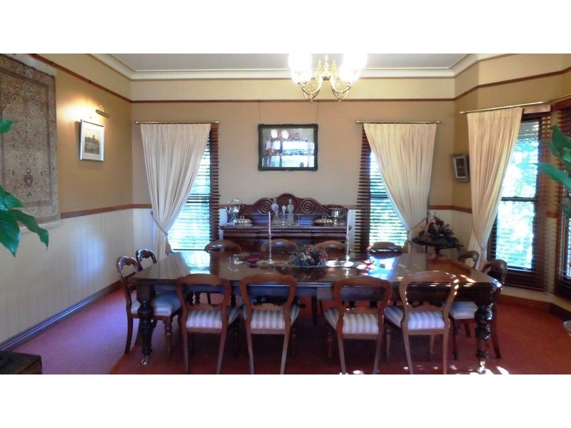 MacDonnell Rd Eagle Heights, Tamborine Mountain QLD 4272