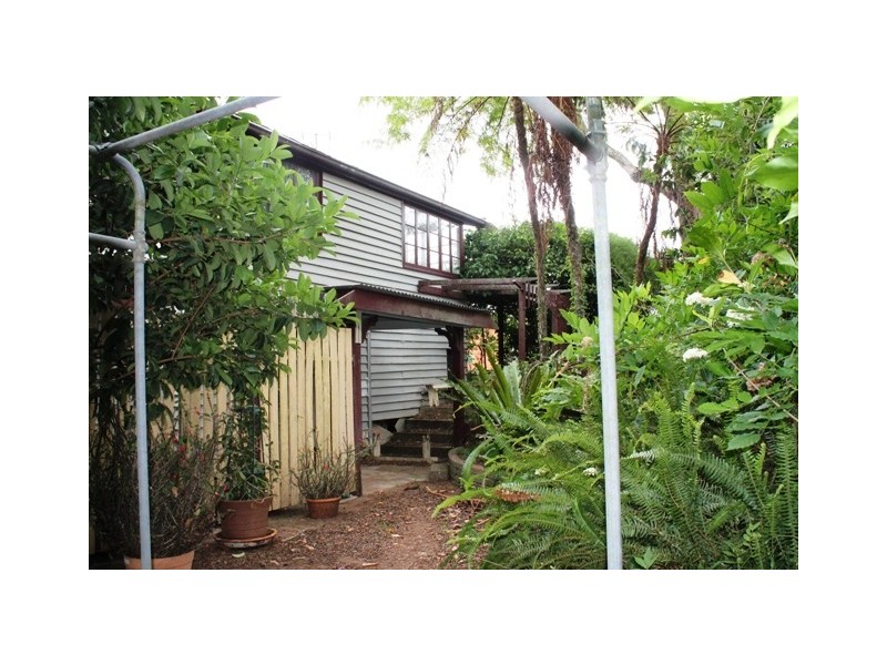 Eagle Heights QLD 4271