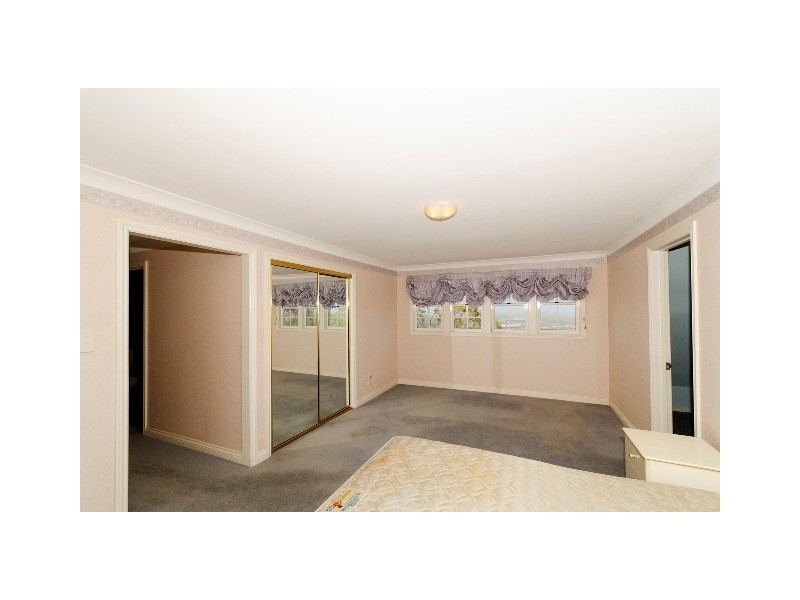4 to 8 Romana, Tamborine Mountain QLD 4272
