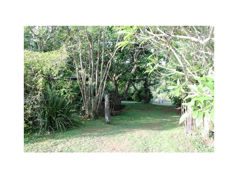 24 Wongawallan Rd, Eagle Heights QLD 4271