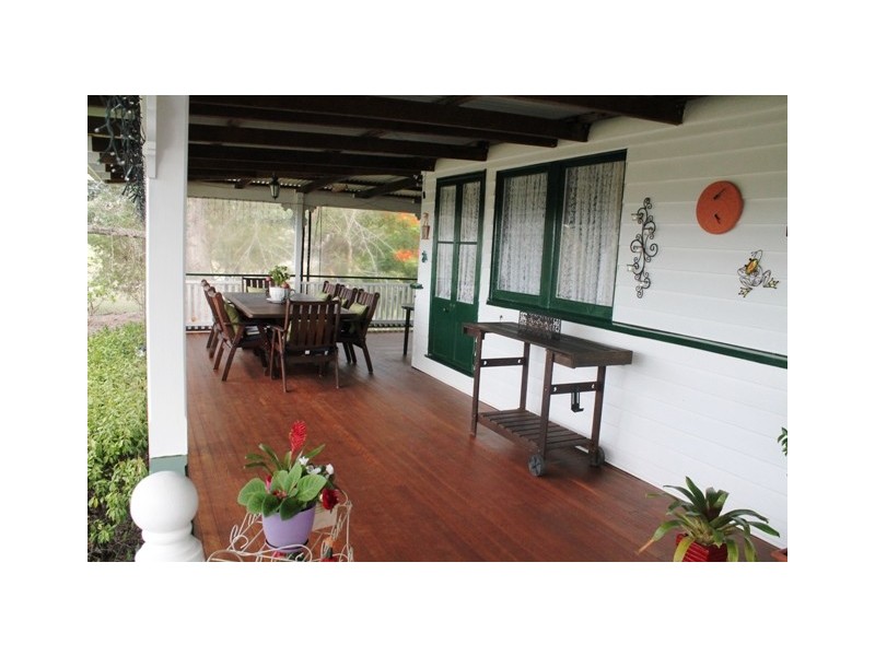 71 Hazel Road, Tamborine QLD 4270