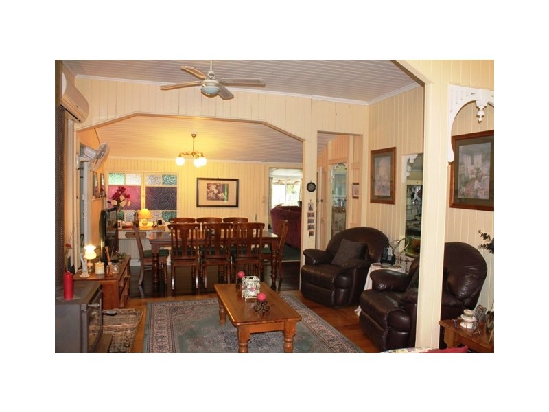 71 Hazel Road, Tamborine QLD 4270