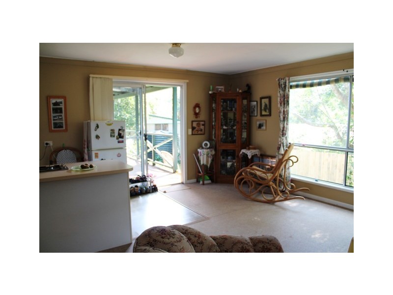 12 Tambora Ct, Tamborine Mountain QLD 4272