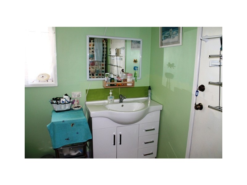 12 Tambora Ct, Tamborine Mountain QLD 4272